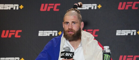 Jiří Procházka je český bojovník, který bude v UFC bojovat o titul Jiří Procházka je český bojovník, který bude v UFC bojovat o titul