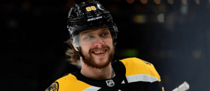 Nejlepší český hokejista David Pastrňák je oporou týmu Boston Bruins