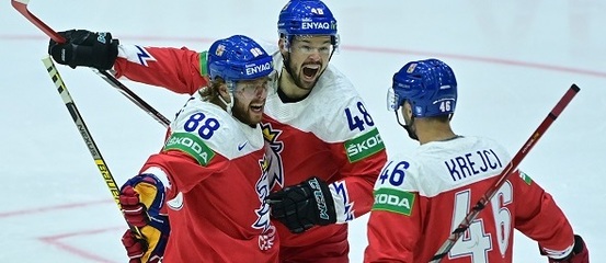 Pastrňák - Hertl - Krejčí na MS v hokeji 2022. Sledujte semifinále Česko vs Kanada živě online