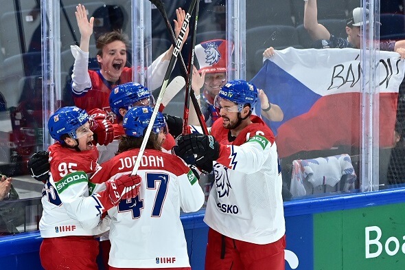 Český tým na MS 2022 v hokeji hraje o medaili