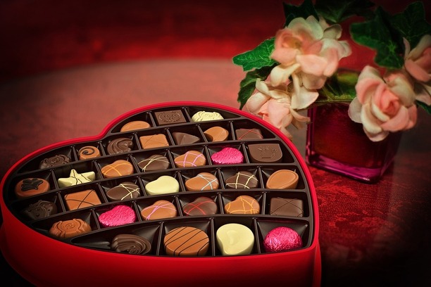 Typickým valentýnským dárkem je čokoláda