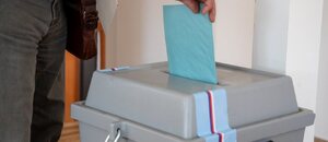 Volby do poslanecké sněmovny 2025: Kdo vyhraje podle sázkových kurzů?