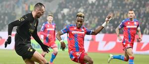 Tomáš Chorý a Sampson Dweh v posledním zápase Slavie s Plzní Tomáš Chorý a Sampson Dweh v posledním zápase Slavie s Plzní