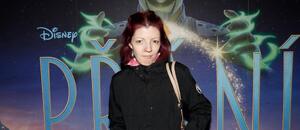 Shopaholic Adel dnes bude rozdávat facky na Red Face 7