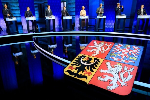 Superdebata České televize před volbami do Poslanecké sněmovny
